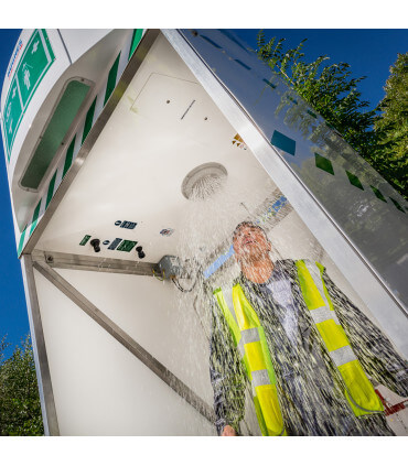 1500L tank fed safety shower - jacketed and insulated